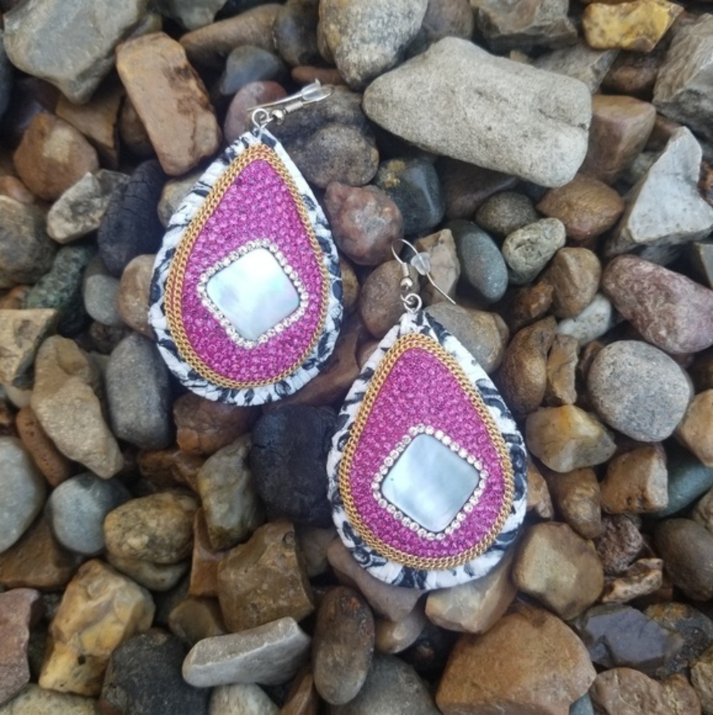 Ayana| leather drop earrings